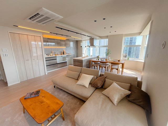 【居間・リビング】