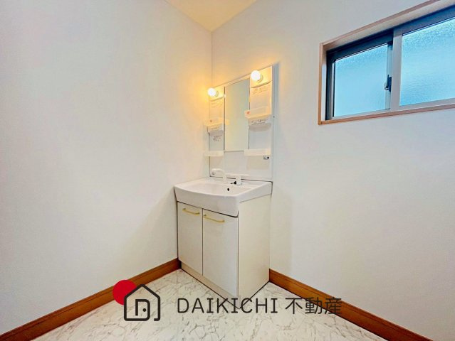 【独立洗面台】 | 鴻巣市宮地5丁目　中古戸建