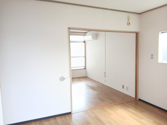 セキスイハイツの居間・リビング|ゆったりとした居間です