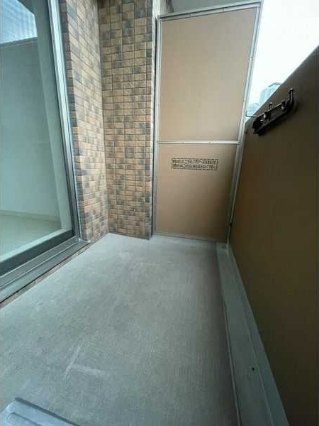 プレサンスNAGOYA桜通ビッグビート　名古屋市賃貸　仲介手数料無料のバルコニー