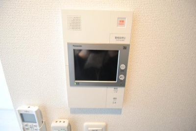 【セキュリティ】 |  エステムコート難波WEST-SIDE Ⅶグローブ | モニター付きインターホンです