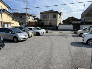 【駐車場】