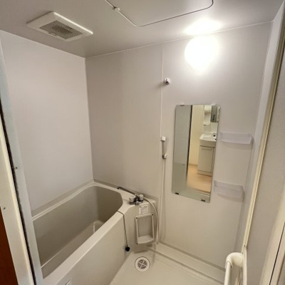 【浴室】 | クリスタルコート