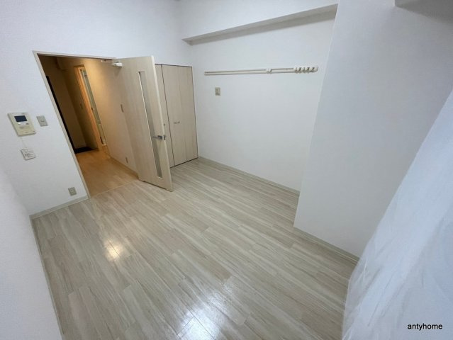 フィオレ立売堀　仲介手数料無料の居間・リビング