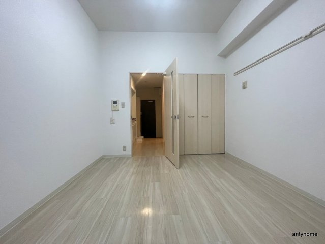 フィオレ立売堀　仲介手数料無料の洋室