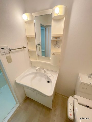 フィオレ立売堀　仲介手数料無料の洗面所