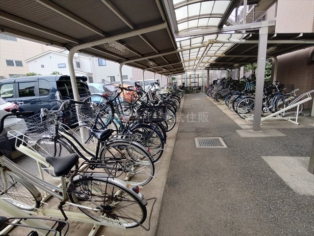 【駐輪場】の画像