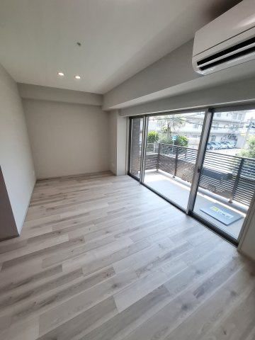 Live Casa西宮の居間・リビング