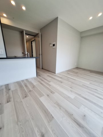 Live Casa西宮の居間・リビング