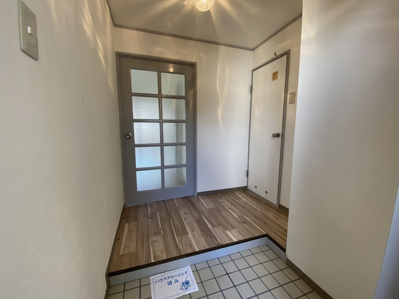 グレースキトラの玄関