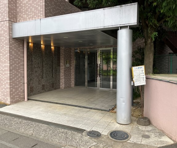 ヒルズ西武遊園地のエントランス