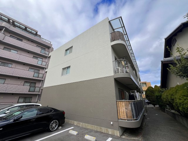 昌永ハイツの外観