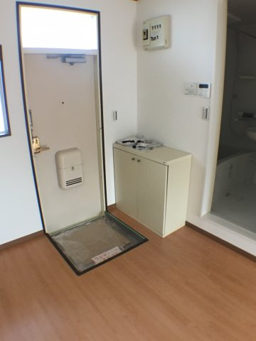 コーポアイリスの玄関|毎日通る玄関はこちらです