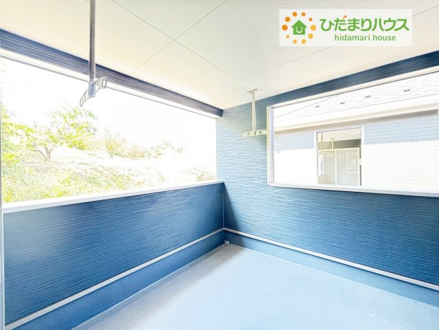 いわき市好間町中好間第3　新築戸建　2号棟のバルコニー|広々としたバルコニーは、大量の洗濯物を干しても余裕！お布団だって、家族全員分をいっきに干せますね(^O^)