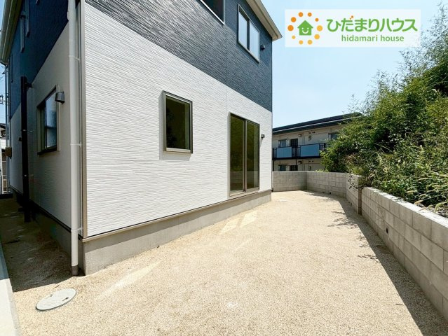 いわき市好間町中好間第3　新築戸建　2号棟の庭|"日当たりの良い広い庭。友人や親せきが集まってＢＢＱをしたり、ペットと遊んだり。
一戸建てならではの楽しさが広がります(*^-^*)"