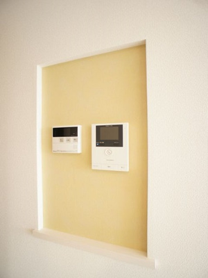 【セキュリティ】 | シャルムB | 訪問者の確認ができるTVドアホン付きです♪