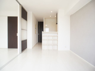 【居間・リビング】 | シャルムB | 会話をしながらお料理できる対面キッチンです♪