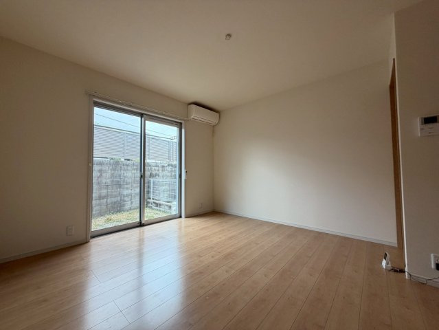 ナウハウス伊孑志の居間・リビング|ゆったりとしたリビングです