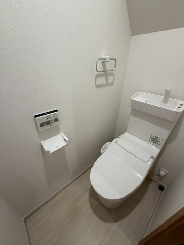 ナウハウス伊孑志のトイレ|清潔感のあるトイレです