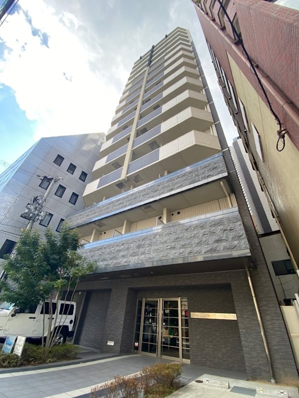 大阪市中央区高麗橋１丁目の賃貸マンション