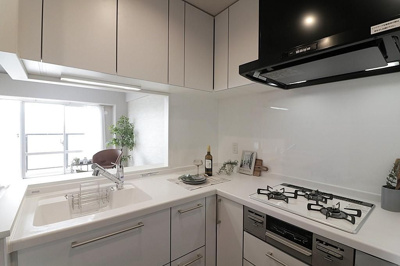 【キッチン】 | コスモ鶴見緑地 | 使いやすいキッチンです