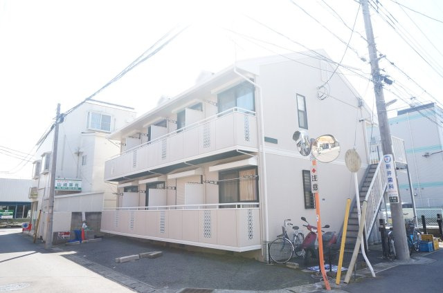 メゾンジュネスの外観