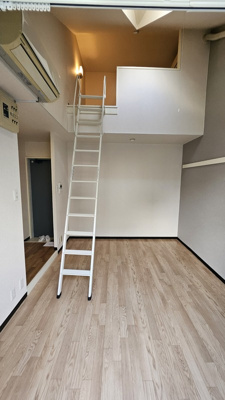 【洋室】 | メゾネット北野