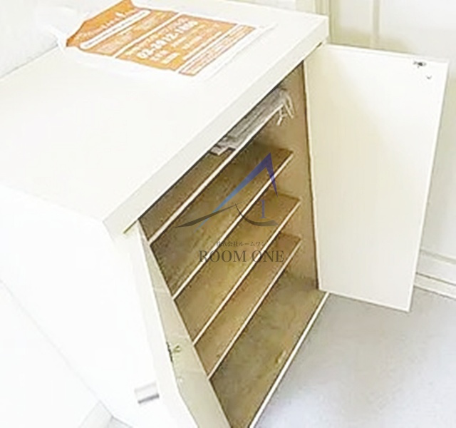 山惣マンションの設備|シューズボックスです。