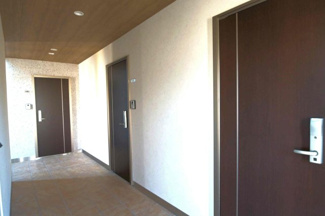 【エントランス】