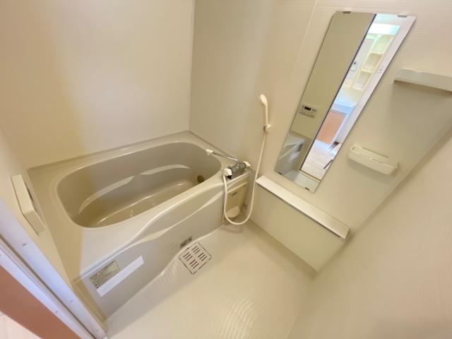 Ａｘｃｉｓの浴室|バス