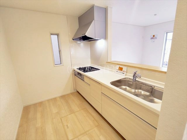 【キッチン】 | 志木市本町第8　全2棟　1号棟 | 会話が弾む対面キッチンです