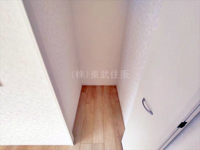 【収納】 | 志木市本町第8　全2棟　1号棟 | リビング収納