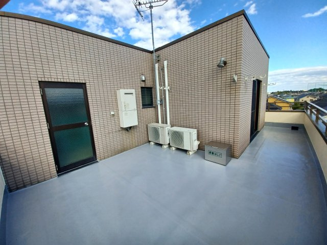 出羽ビルのバルコニー|陽当たり良好なバルコニーです