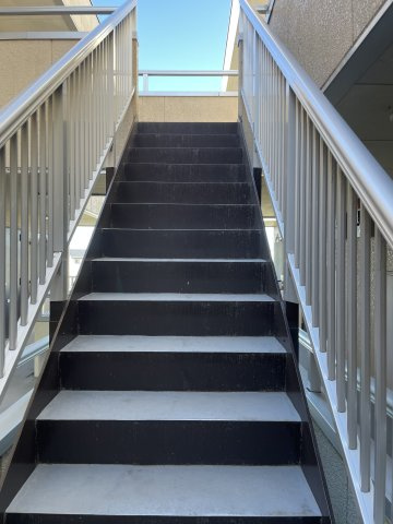 鈴幸ハイツのその他共用部分|階段