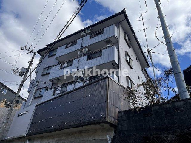 グランドハイツの外観