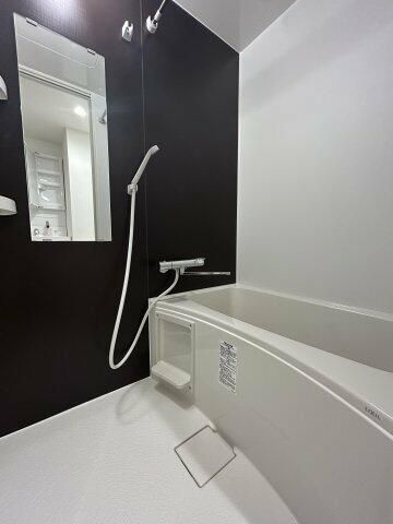 バズ西台Ⅲの浴室