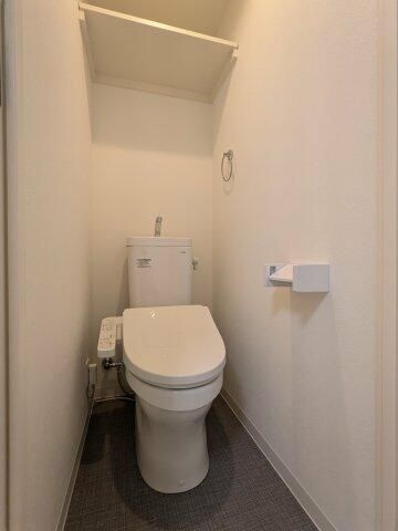 バズ西台Ⅲのトイレ