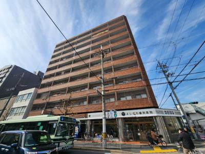 グランドール西大路の外観