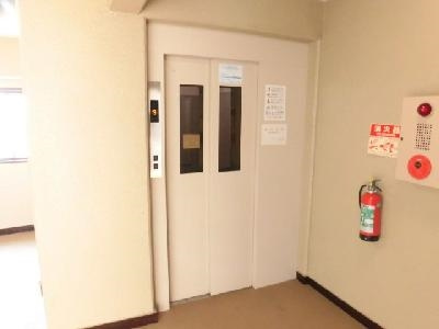 グランドール西大路のその他共用部分|エレベーター