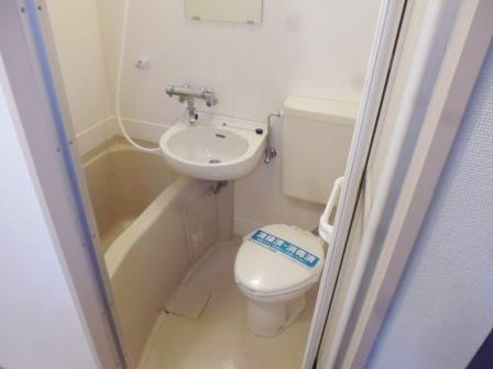 メゾンドールSの浴室