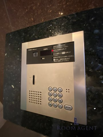 プロシード大須のエントランス