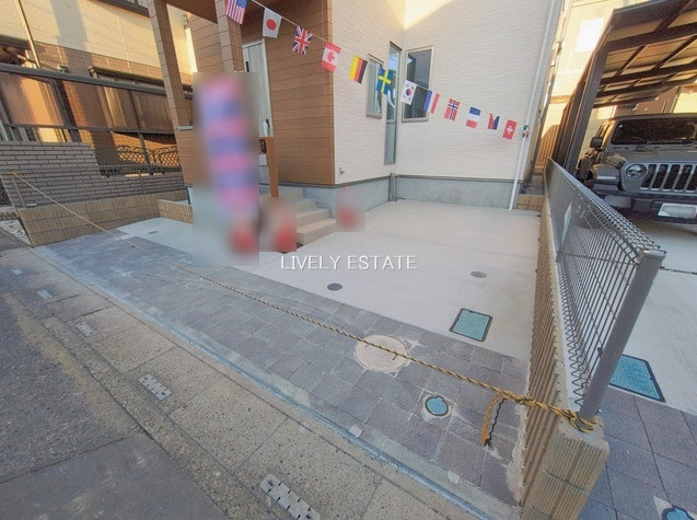 越谷市東大沢2丁目 新築分譲住宅 全8棟 A号棟の駐車場