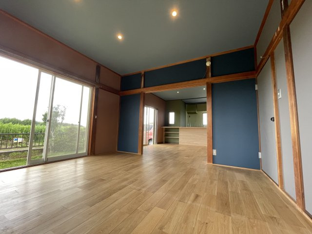 東金市家徳戸建の居間・リビング