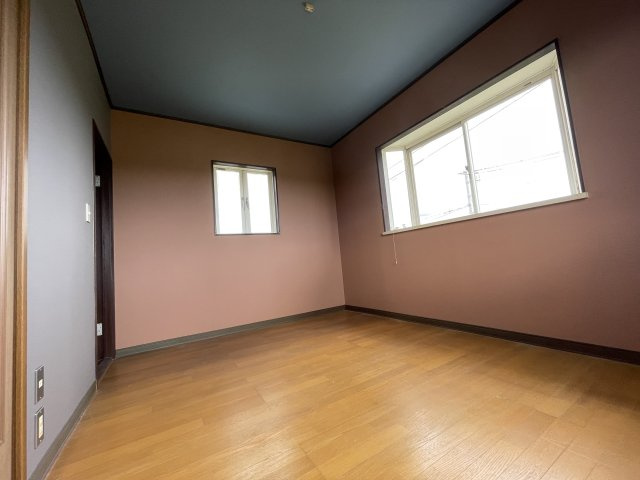 東金市家徳戸建の洋室