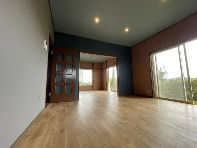 東金市家徳戸建の居間・リビング