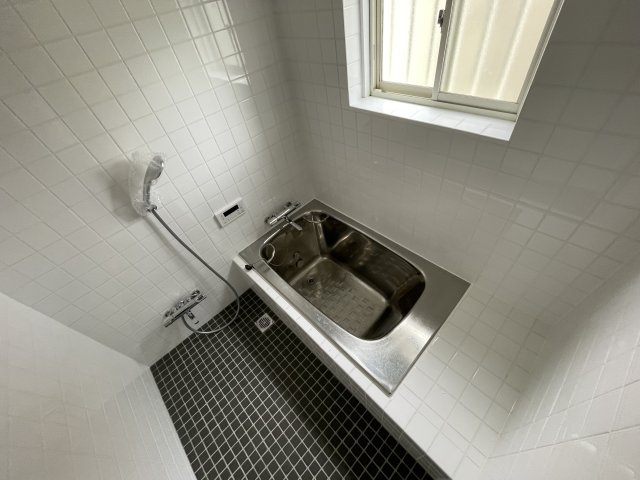 東金市家徳戸建の浴室