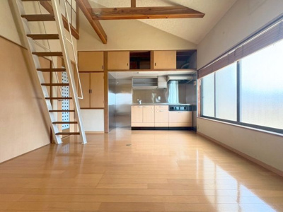 【居間・リビング】 | 吹田市金田町貸家