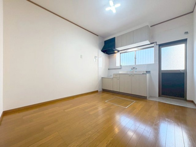 【居間・リビング】 | 吹田市金田町貸家