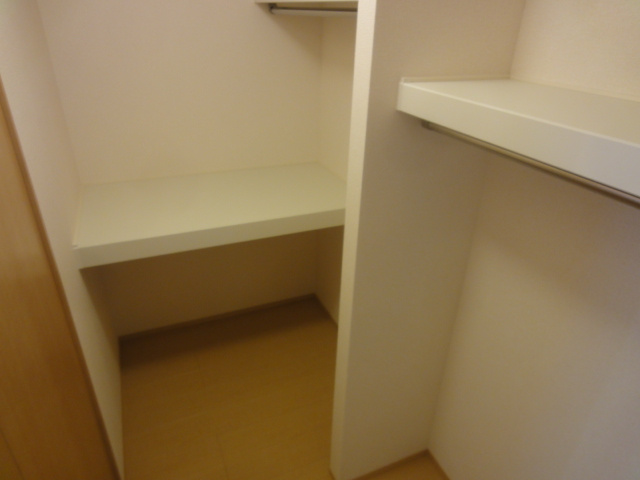 メルベーユの収納|※同建物の類似写真になります。