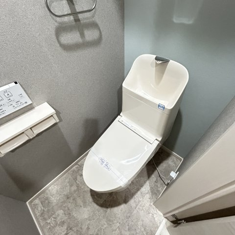 プチメゾンWANISHI2のトイレ